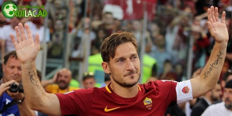 Francesco Totti biểu tượng lòng trung thành Francesco Totti biểu tượng lòng trung thành