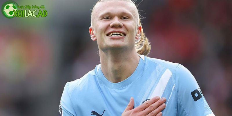 Erling Haaland vẫn chơi lùi sau Erling Haaland vẫn chơi lùi sau